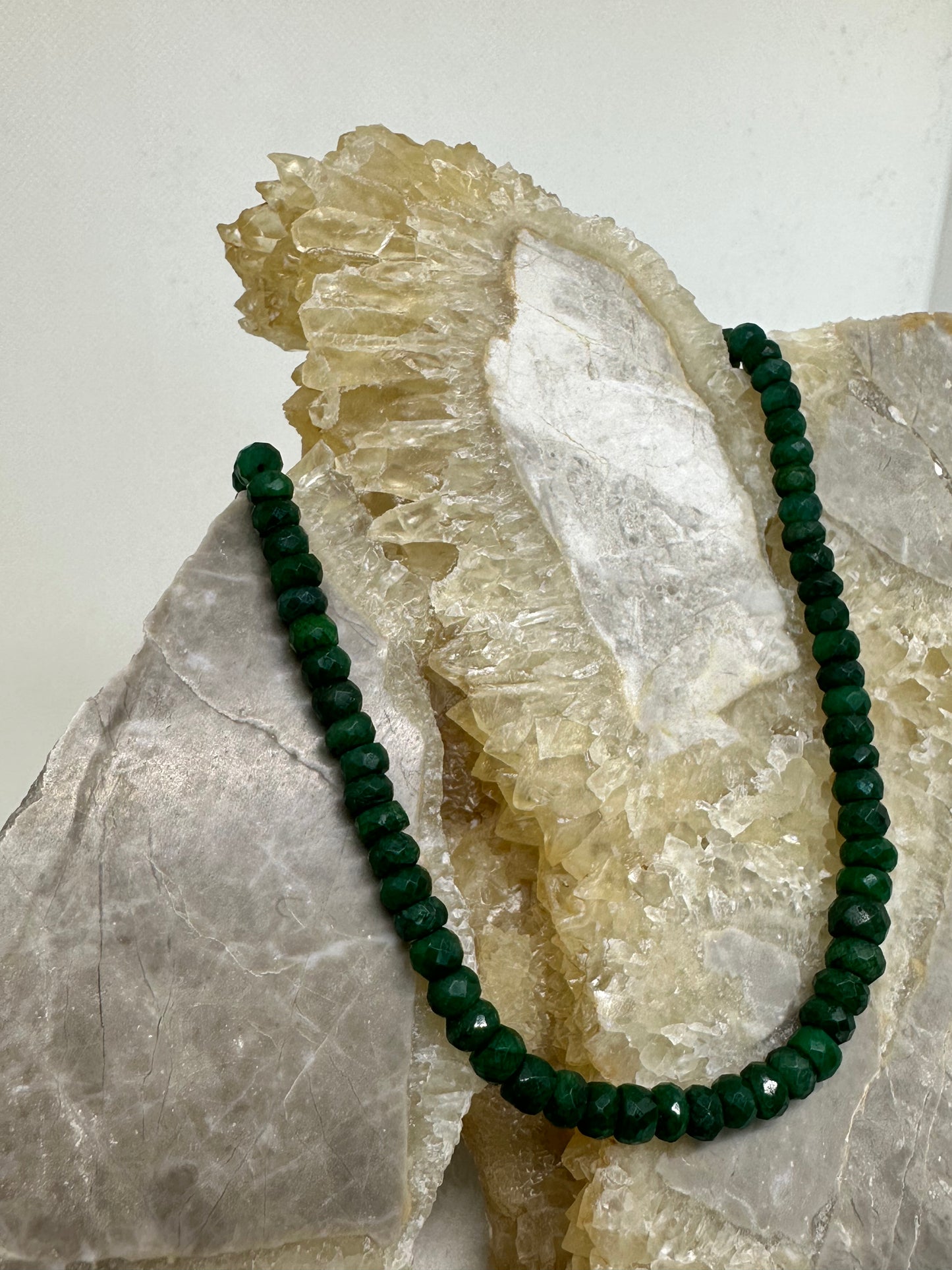 Emerald bead